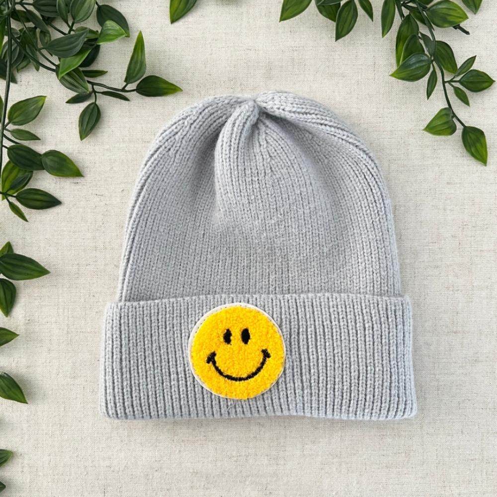 New Smiley Face Patch Gray Ribbed Beanie O/S